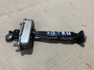 Ограничитель двери задний правый PATHFINDER R52 12-21 2020 R52 3.5