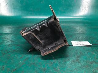 Кронштейн усилителя заднего бампера левый ROGUE 08-15 2013 Внедорожник 2.5 QR25DE