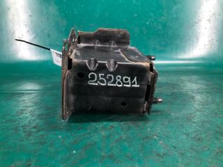 Кронштейн усилителя заднего бампера левый ROGUE 08-15 2013 Внедорожник 2.5 QR25DE