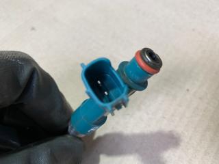 Форсунка топливная TOYOTA PRIUS - 30 09-17 ZVW30 2ZR-FXE