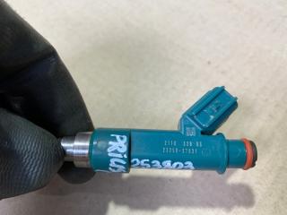 Форсунка топливная PRIUS - 30 09-17 2013 ZVW30 2ZR-FXE