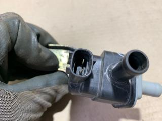 Клапан электромагнитный (вакуумный) PRIUS - 30 09-17 2013 ZVW30 2ZR-FXE