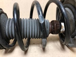 Амортизатор передний левый SOLARA 03-09 2006 ACV30L Кабриолет 3.3 3MZ-FE