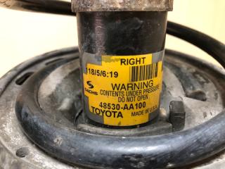 Амортизатор задний правый SOLARA 03-09 2006 ACV30L Кабриолет 3.3 3MZ-FE