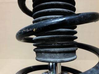 Амортизатор задний правый SOLARA 03-09 2006 ACV30L Кабриолет 3.3 3MZ-FE