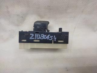 Кнопка стеклоподъемника задняя G25/G35/G37/Q40 06-14