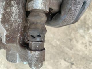 Суппорт тормозной задний правый SIENNA 11-16 2015 Минивэн 3.5L 6