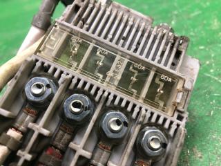 Блок предохранителей моторный отсек MIRAGE 13- 1.2 3A92