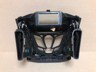 Накладка торпедо под магнитолу FOCUS 10-18 2014 Седан 2.0 XQDA