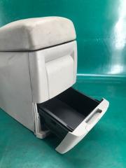 Подлокотник TRIBECA B10 07-13 2008 Внедорожник 3.6 EZ36