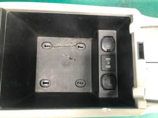 Подлокотник TRIBECA B10 07-13 2008 Внедорожник 3.6 EZ36