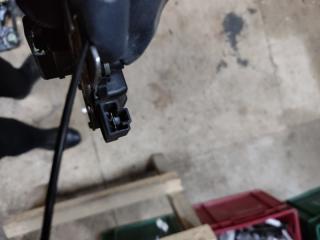 Замок крышки багажника INFINITI M35/M45 04-10 Седан 3.5 VQ35DE