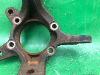 Кулак поворотный передний левый SUZUKI GRAND VITARA 05-15 Внедорожник 2.7