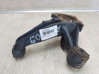 Цапфа правая CAMRY 40 06-11