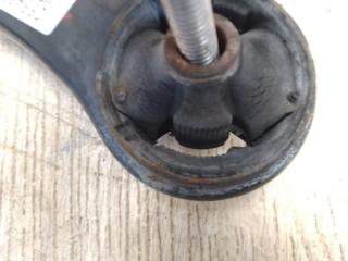 Рычаг передней подвески нижний правый TOYOTA MATRIX 08-14 Хэтчбек 1.8 2ZRFE