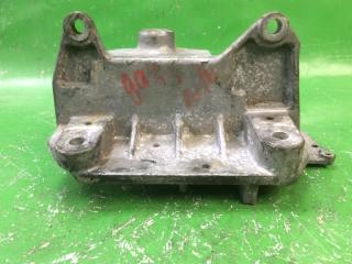 Кронштейн опоры двигателя левый NV200 USA 13- 2017 M20X 2.0 MR20DE