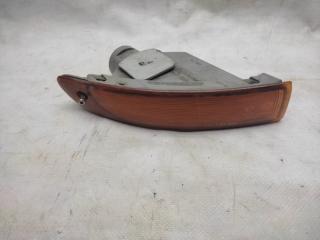 Повторитель поворота в бампер передний правый XEDOS 9 X9 (TA) 93-02