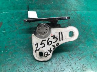 Петля двери нижняя задняя левая QX30 16-20 2018 Внедорожник 2.0 20PET