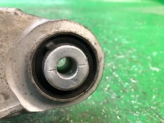 Цапфа задняя правая INFINITI QX30 16-20