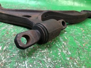 Рычаг передней подвески нижний передний левый LEXUS ES300 96-01 MCV20 3.0 1MZFE