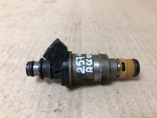 Форсунка топливная HONDA ACCORD CG 97-02 CG1 3.0 J30A1