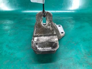 Кронштейн опоры двигателя левый M35/M45 04-10 2008 Седан 3.5 VQ35DE