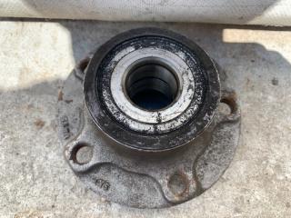 Ступица задняя JETTA USA 10-17 2011 CBTA 2.5L