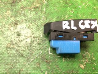 Кнопка задняя левая PASSAT B7 11-15 2012 2.5 CBUA