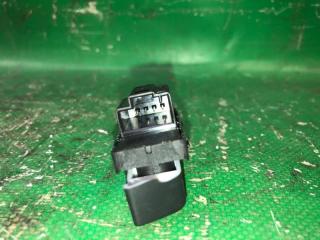 Кнопка передняя правая PASSAT B7 11-15 2012 2.5 CBUA