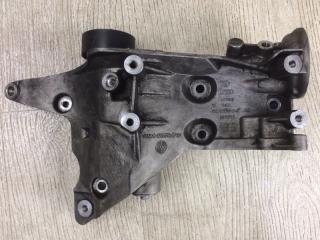 Кронштейн масляного фильтра VOLKSWAGEN PASSAT CC 12-18 Седан 2.0 CBFA