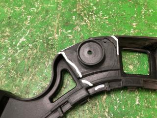 Кронштейн заднего бампера задний правый PASSAT B7 11-15 2012 2.5 CBUA