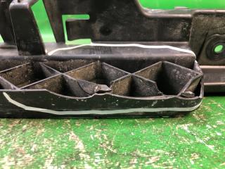 Кронштейн заднего бампера задний PASSAT B7 11-15 2012 2.5 CBUA