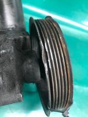 Насос ГУР IS300 99-05 2004 Седан 3.0 2JZ-GE