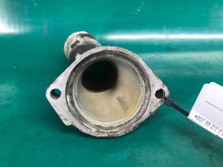 Фланец системы охлаждения IS300 99-05 2004 Седан 3.0 2JZ-GE