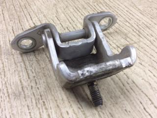 Петля двери верхняя задняя левая SENTRA (B16) 06–12 2012 2.0 MR20DE