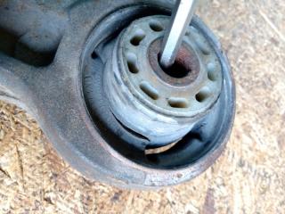 Рычаг передней подвески нижний правый JOURNEY 08-20 Внедорожник 3.6