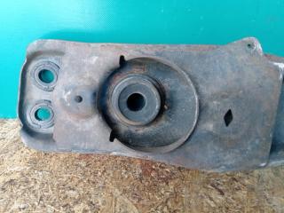 Балка двигателя продольная TRIBUTE 00-07 2001 Внедорожник 3.0