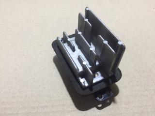 Резистор печки LX470 98-07