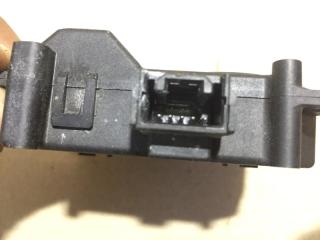 Моторчик заслонки печки задний SIENNA 03-10 3.5 2GRFE