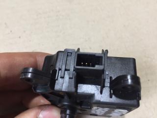 Моторчик заслонки печки левый ALTIMA L33 12-18 L33