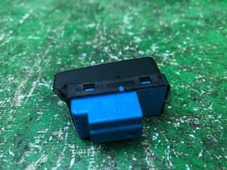 Кнопка центрального замка задняя правая PASSAT B7 11-15 2014 Седан 2.5 CBUA