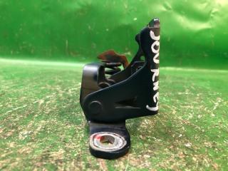 Петля двери нижняя передняя правая JOURNEY 08-20