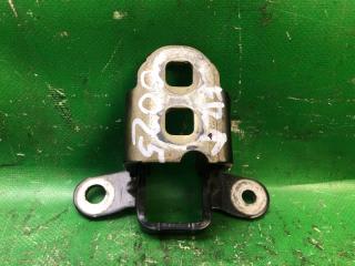 Петля двери верхняя передняя правая DODGE JOURNEY 08-20