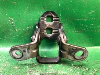 Петля двери верхняя передняя правая DODGE JOURNEY 08-20