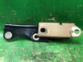 Петля капота передняя левая MITSUBISHI GALANT 03-12