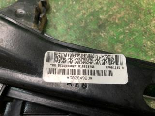 Стеклоподъемник задний правый PASSAT B7 11-15 2014 Седан 2.5 CBUA