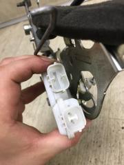 Замок двери боковой правый NV200 USA 13- 2017 M20X 2.0 MR20DE