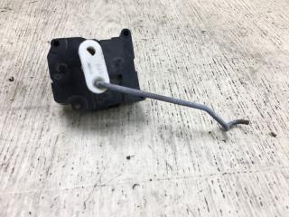 Моторчик заслонки печки VOLKSWAGEN PHAETON 02-10