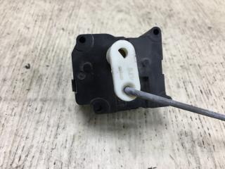 Моторчик заслонки печки PHAETON 02-10