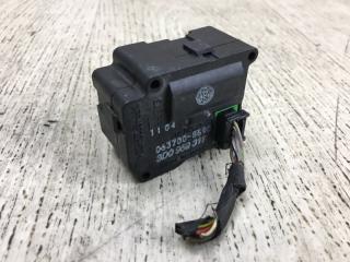 Моторчик заслонки печки VOLKSWAGEN PHAETON 02-10